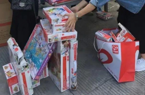 1164万单，28.8亿元！这个“双十一”，保税区再次蝉联全国榜首-5.jpg