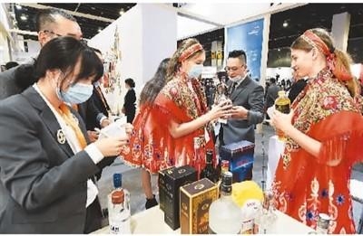 进出口贸易回稳向好 政策起到有效帮扶作用-1.jpg