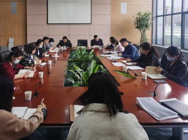 保税区社区办召开冬春火灾防控工作部署会-1.jpg