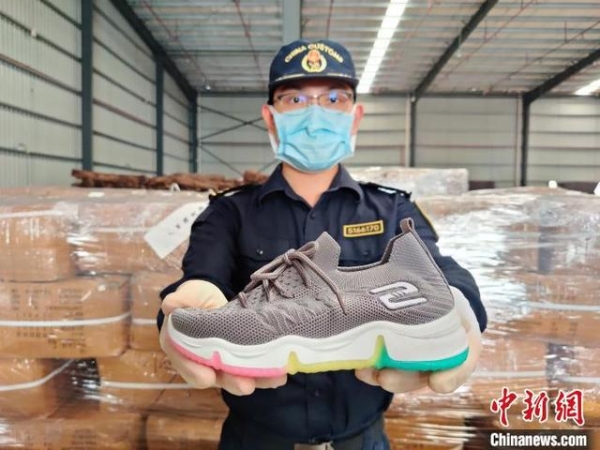 广州海关“龙腾行动2020”查获侵权货物500万件-1.jpg