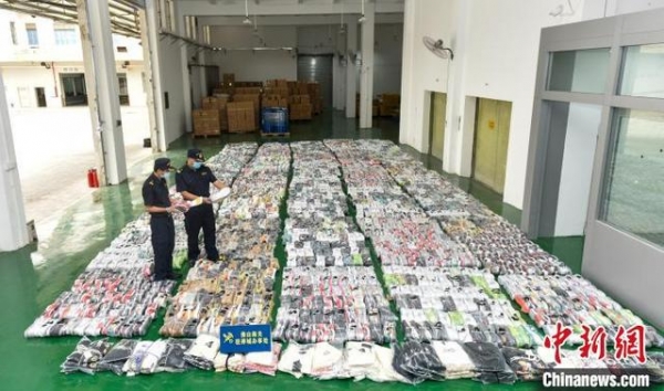 广州海关“龙腾行动2020”查获侵权货物500万件-2.jpg
