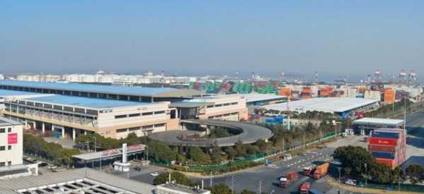 进入提质、升级、开放、创新的发展新阶段 上海外高桥港综合保税区通过验收-2.jpg