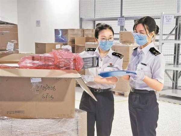前海蛇口自贸片区外贸逆势增长 去年进出口总值1.2万亿元同比增长38%-3.jpg