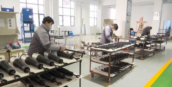 「闯出新路径 勇当排头兵」临沂综保区：做好“保税+”文章 发展贸易新业态-4.jpg