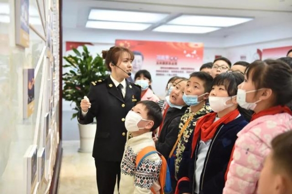 国门生物安全一起守护-8.jpg