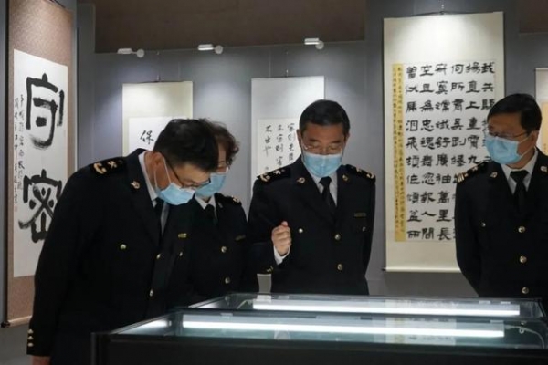 党旗飘扬保密护航 海关总署举办为期一周的“庆祝中国共产党成立100周年海关保密宣传教育作品展”-21.jpg