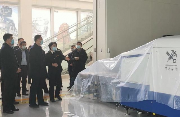 “三智”引领 |“智慧海关”无感通关-7.jpg