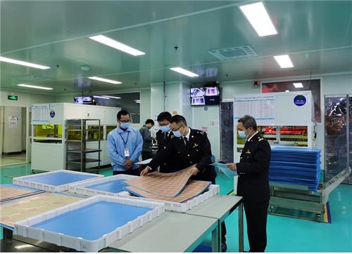 龙南海关一季度RCEP成员国原产地签证占比近8成-1.jpg