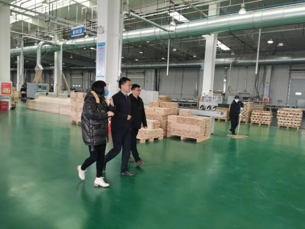 兰州新区综合保税区开展五一节前安全隐患大排查-1.jpg