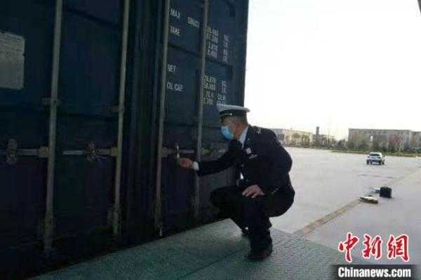 兰州新区综保区首次实现进口汽车整车入区保税仓储-1.jpg