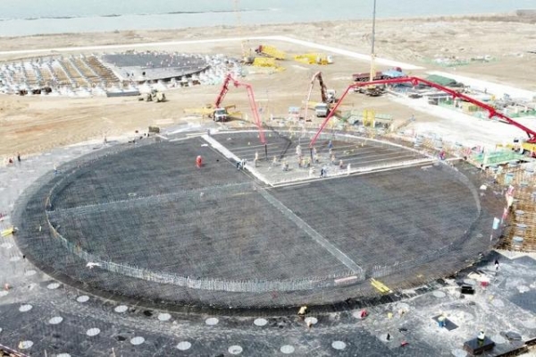 国内最大罐容LNG项目地下基础工程完工-1.jpg