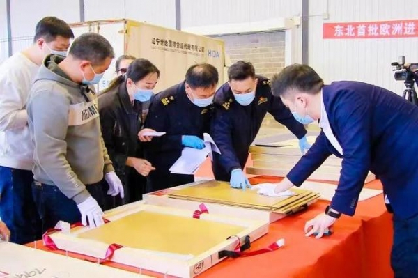 首批欧洲进口艺术品漂洋过海来沈！ 沈阳综保区近海园区开通艺术品保税仓储展示业务-4.jpg