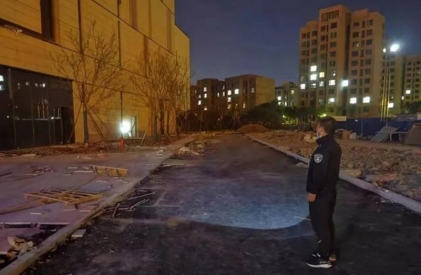 专项检查+夜间巡查 保税区城环局为中高考生营造良好环境-3.jpg