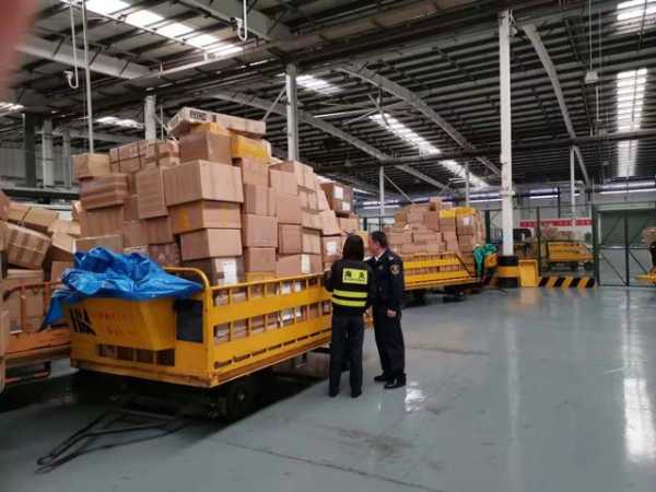 国际物流网初步形成！天河机场跨境电商进出口货物超600万票-4.jpg