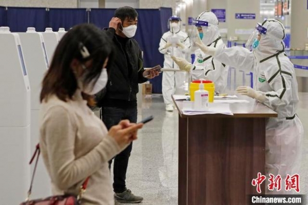 浦东机场海关旅检处坚守三百多天 筑牢疫情防线-2.jpg