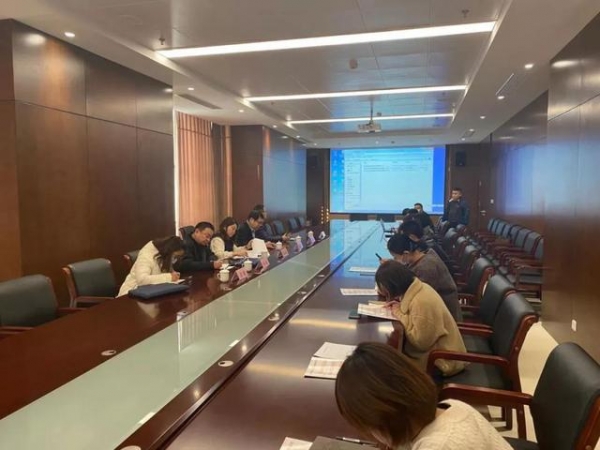 潍坊综合保税区参加全市外贸和跨境电商调研活动-1.jpg