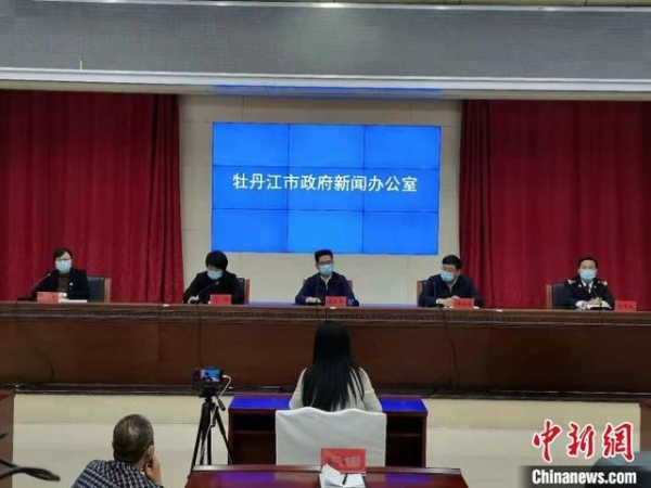 东宁海关：确诊患者孔某某未与俄籍司乘人员近距离接触-1.jpg