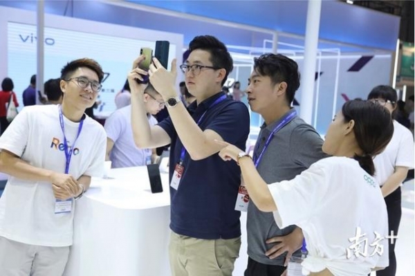 南方观察丨加博会已成加工贸易创新发展重要推动力-2.jpg