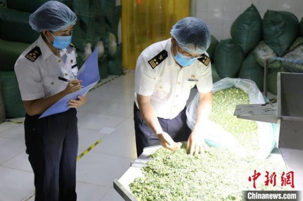 云南前11个月农产品进出口额双增长-2.jpg