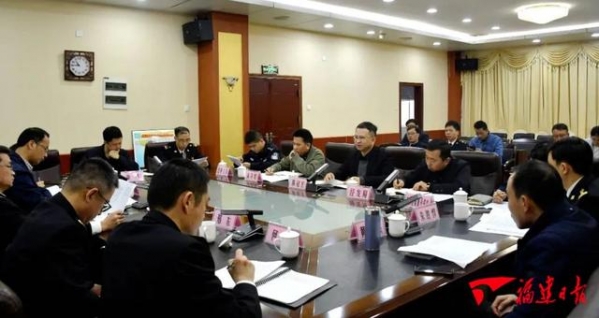 厦门海关自贸处一行到古雷调研-1.jpg