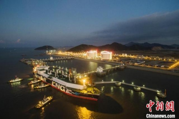 浙江自贸区落地全国单笔保税油品仓单质押融资业务-2.jpg