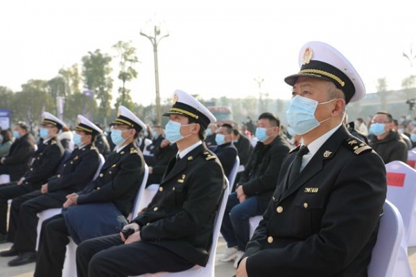 南充保税物流中心（B型）授牌并封关运营-2.jpg