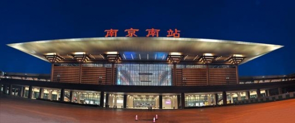 2020年广东与江苏GDP\财政收入\进出口额数据对比-6.jpg