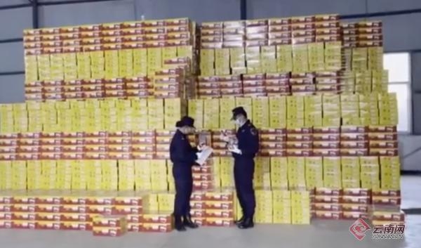 昆明海关没收1.16万箱侵犯嘉士伯商标注册权啤酒-1.jpg