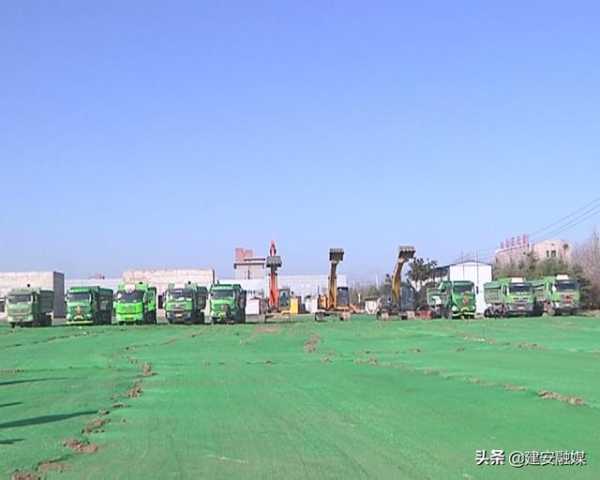 许昌市2021年第一批集中开工重大项目暨许昌建安综合保税区项目开工活动在我区举行-4.jpg
