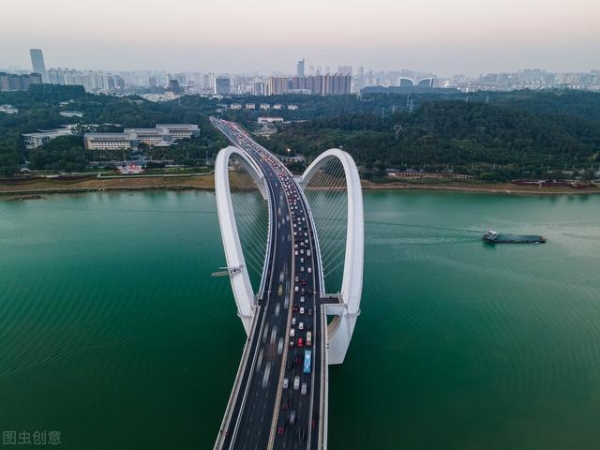榜单：进出口增速榜，南宁、贵阳、济南、昆明、金华和温州入十强-1.jpg