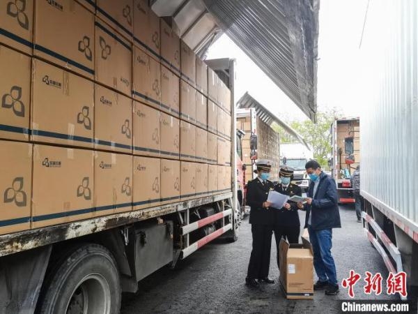 一季度北京地区进出口稳中向好 农产品、铁矿砂进口大增-1.jpg